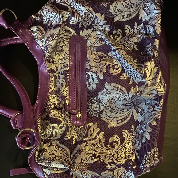 Gorgeous purple purse with with flower embellishments. - Picture 3 of 6